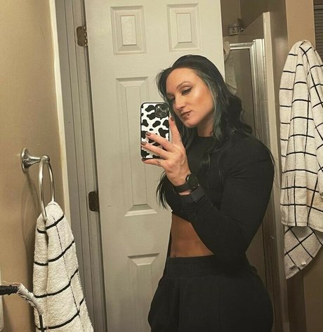 Kris Statlander xxx freie bild