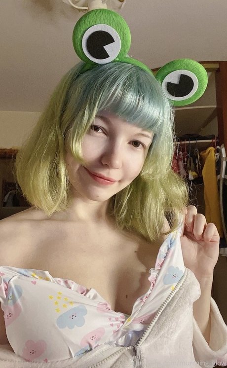 Murrning Glow nackt sex bild