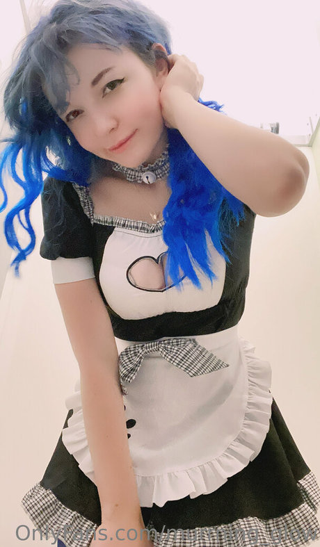 blonde zwergin onlyfans nackt kunst galerien