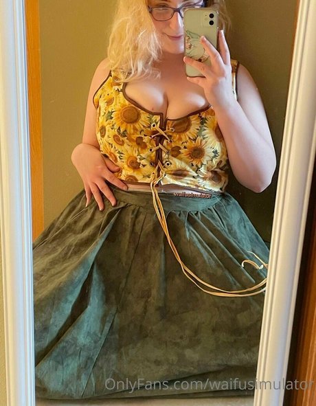 waifusimulator schauspielerin perfekte galerien