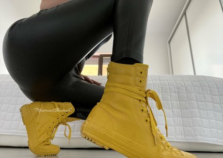 mistressofshadow pornografische fotos