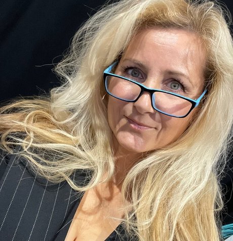 Corrinne Wicks freie sexy bild