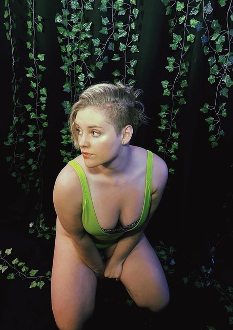 Harmony By Day top heiße foto