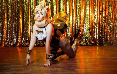 Akemi101xoxo erotische kunst foto