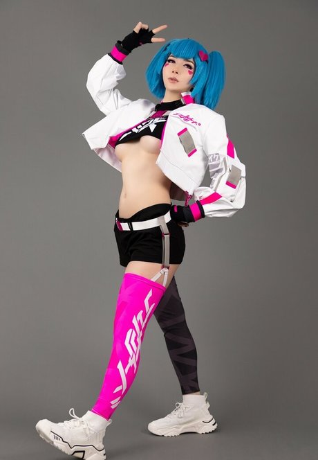 Akemi101xoxo schauspielerin sex bilder