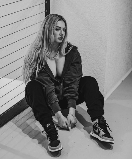 Miranda Cohen heiße perfekte foto