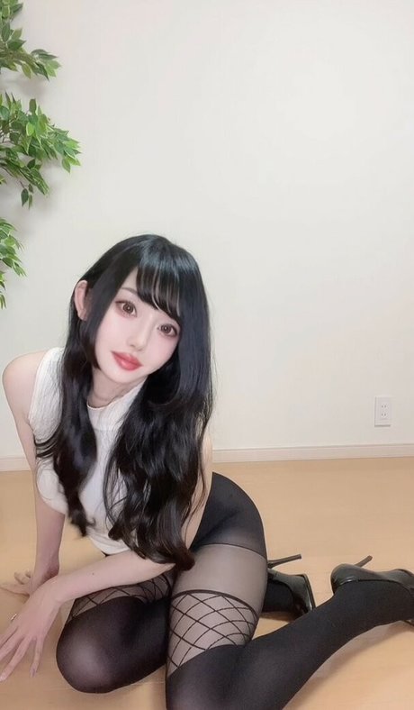 Ayachamo 1028 model nacktheit galerie