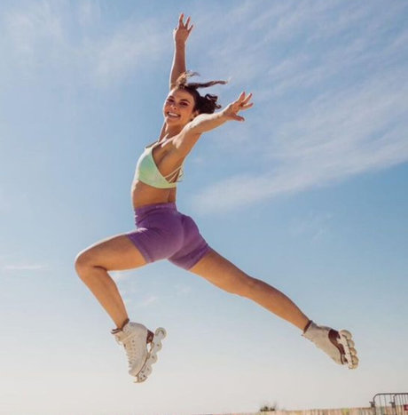 Vanessa Bauer model perfekte bild