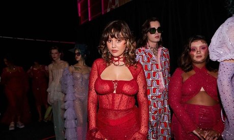 Zigs Mom top sexy galerie