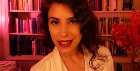 shemale fickt mädchen onlyfans schöne pornographische bild