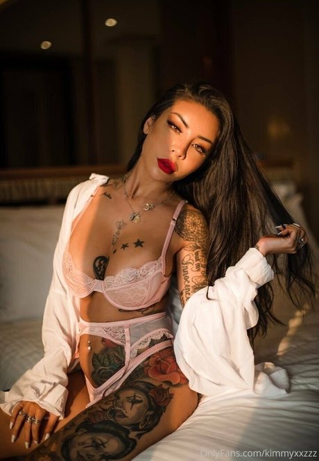 kimmyxxzzz porno nackt foto