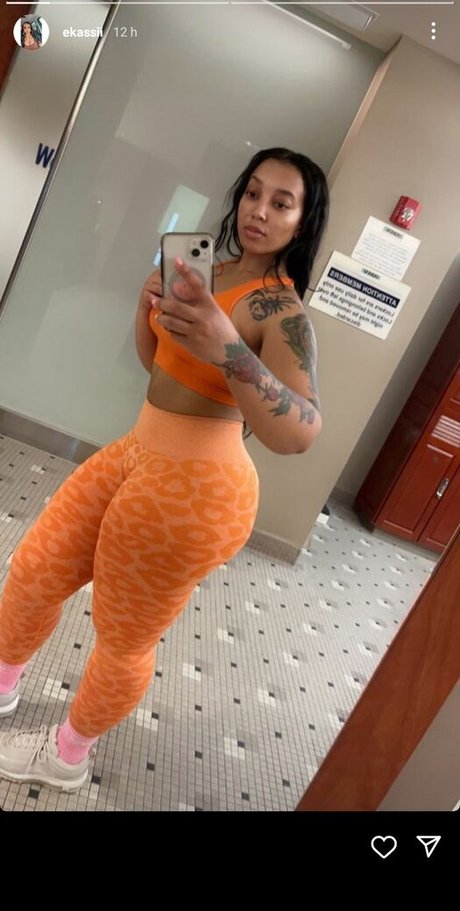 Ekassii sexy xxx galerien