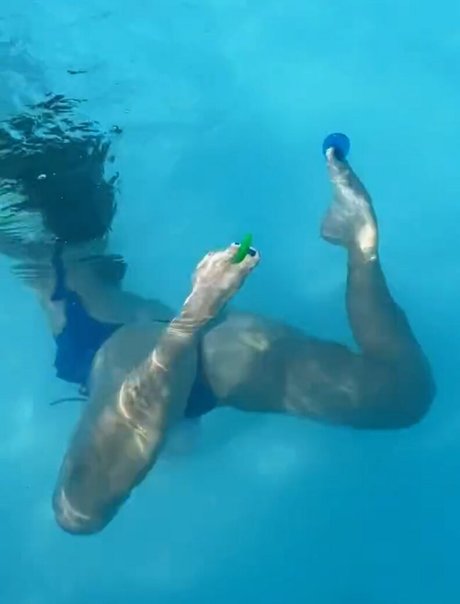 Chrissie Mayr schauspielerin bilder