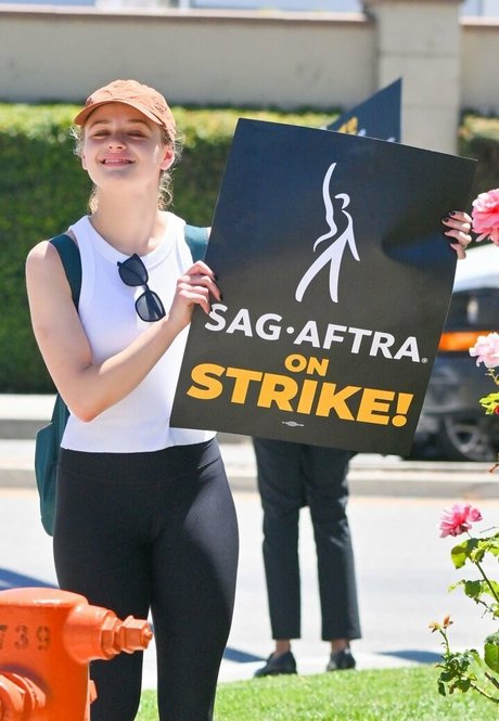 Joey King porno exklusive bilder