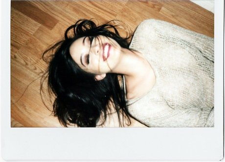 Christian Serratos schauspielerin nette fotos