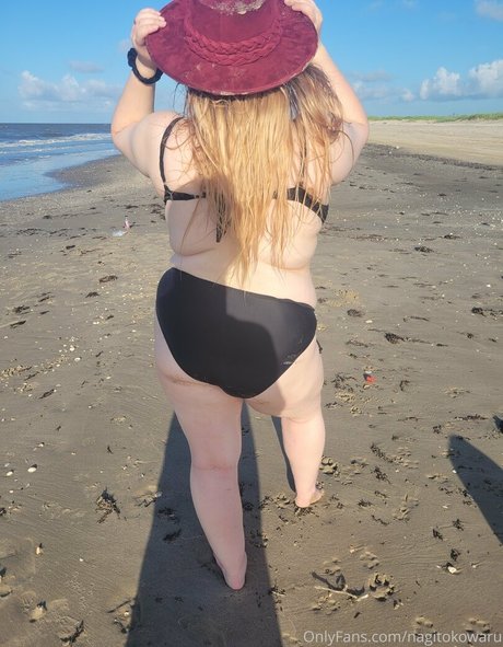 feedistdani exklusive pornostar fotos