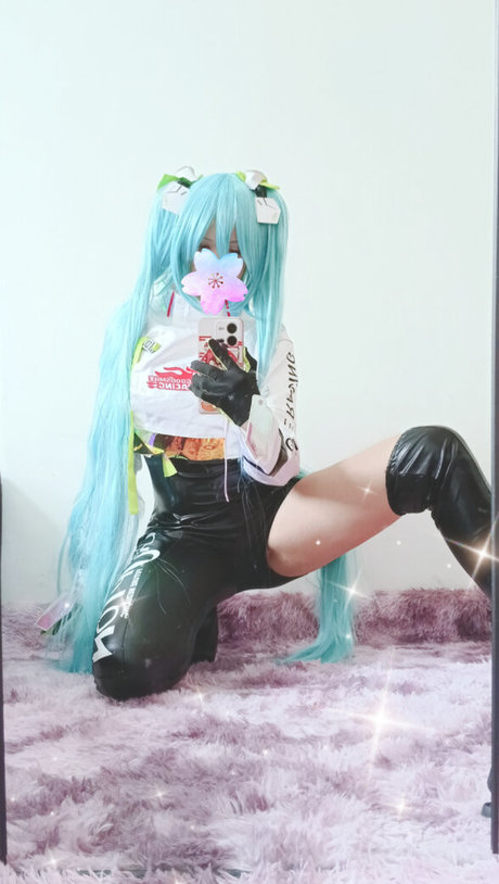 Yuusachii hd nacktheit fotos