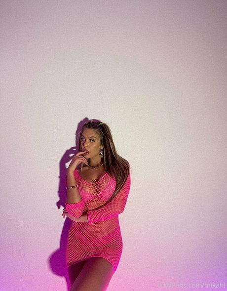 mikahl freie nackt galerie