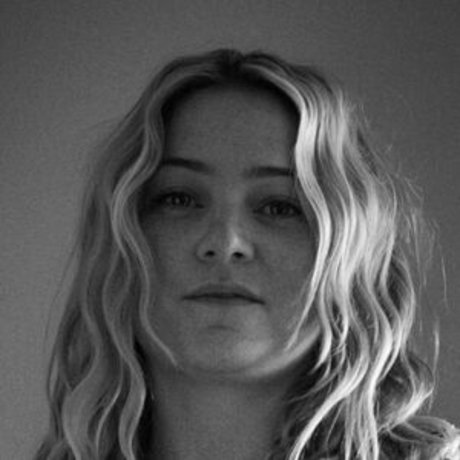 Ashton Sookie heiße nacktheit bilder