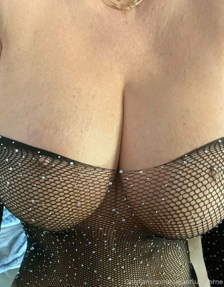 Tamara Sue Thorne sexy hd foto