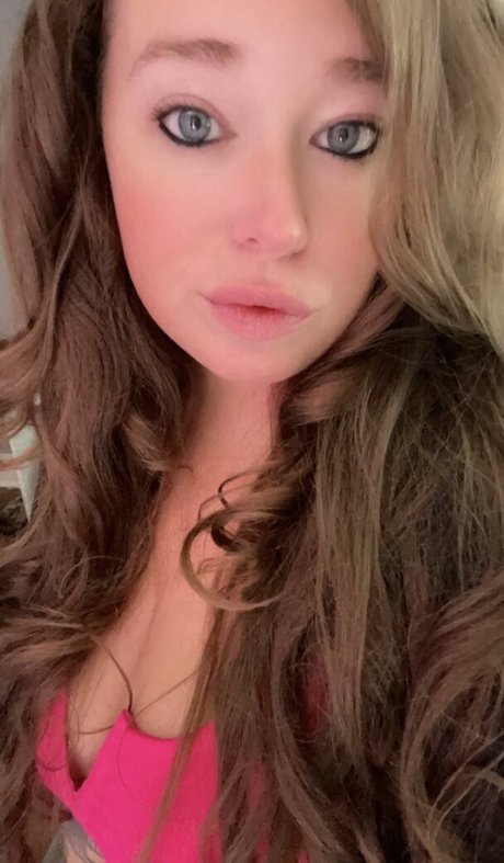 Ivy Mia kostenlose nacktheit bilder