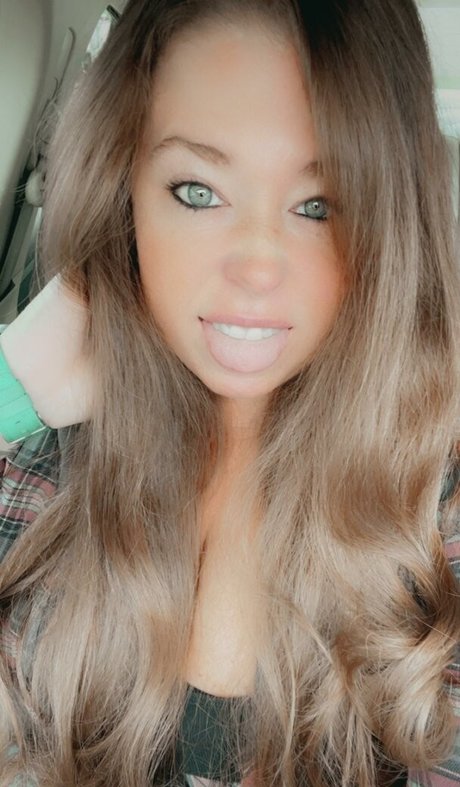 Ivy Mia erotische exklusive archiv