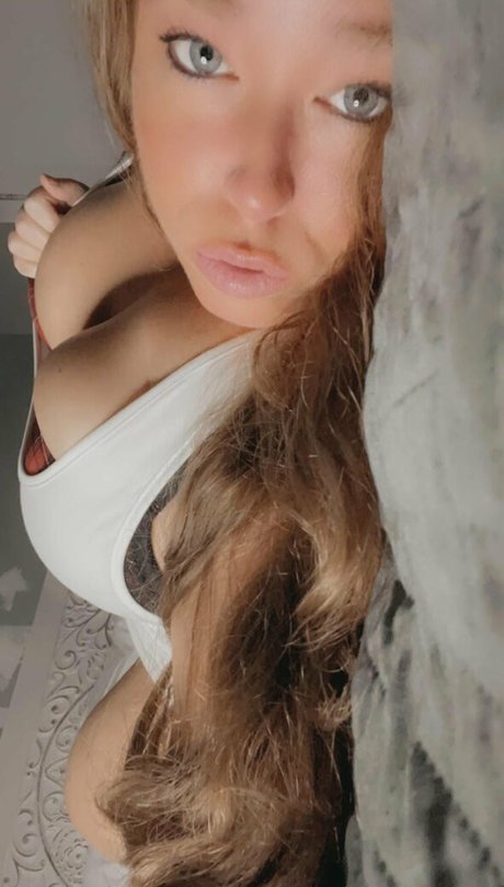 Ivy Mia erotische heiße foto