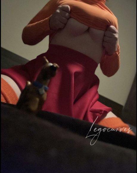 Curvy Nerd Penny heiße erwachsene fotos