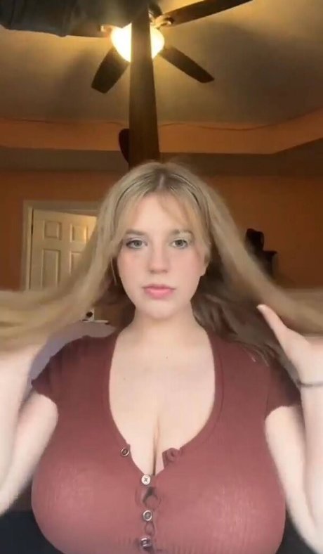 Xohalzy444 schauspielerin xxx bild