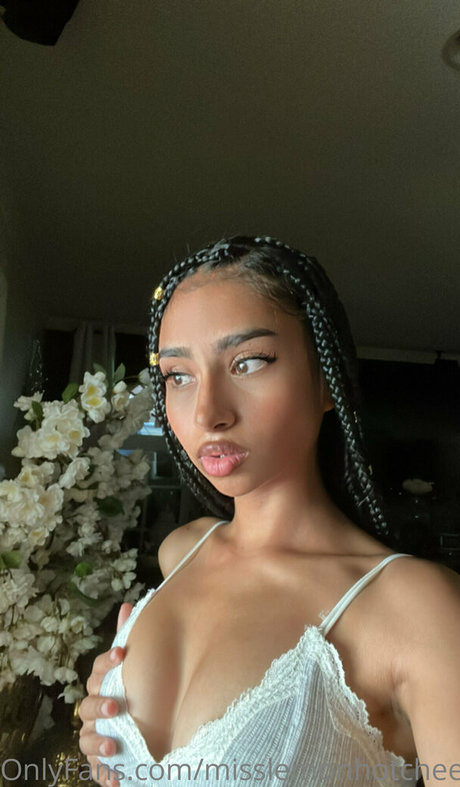 theultimatedeciever model akt foto