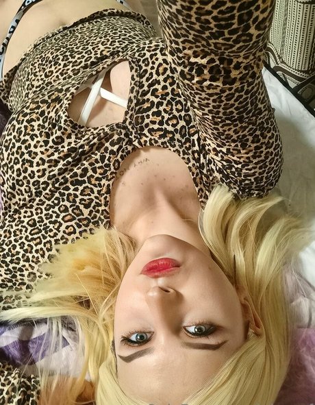 julyranf freie nackt archiv