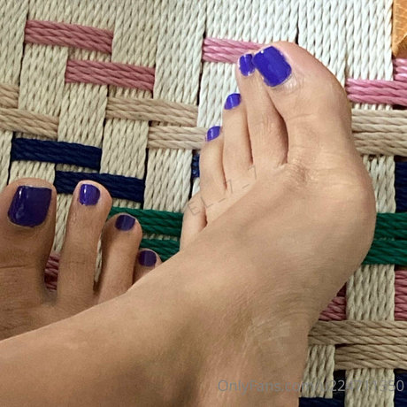 Gujubear nackt pornographische bild