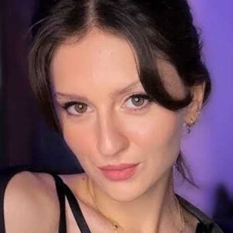 Anastasia ASMR porno fotos
