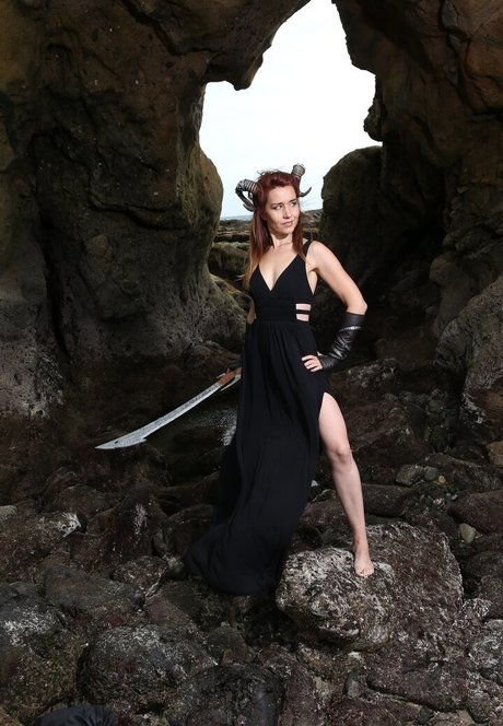 Elizabeth Zharoff model exklusive bilder