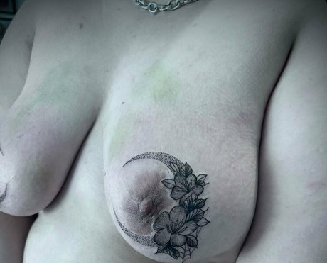 ravenpnevermore freie nackte fotos