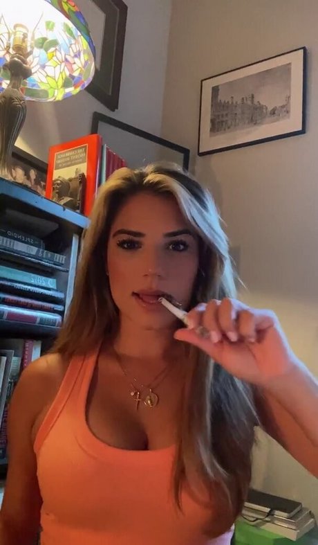 Catalina Lauf hübsche akt fotos