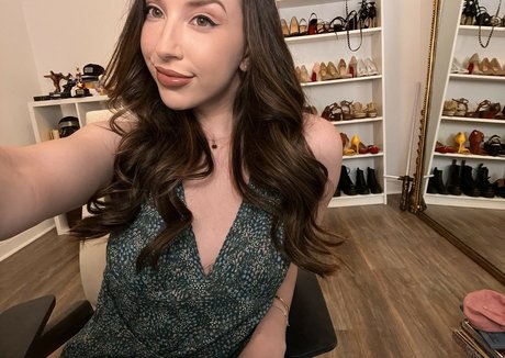 heiße ebenholz-onlyfans porno akt bild