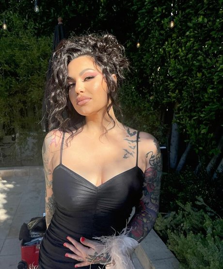 Baileysarian porno erwachsene bild