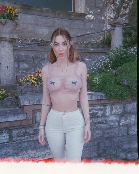 Valentina Fradegrada exklusive erotische bild