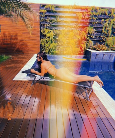 Ana Mosconi erwachsene freie bilder