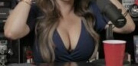 Brandi Passante schöne akt galerien