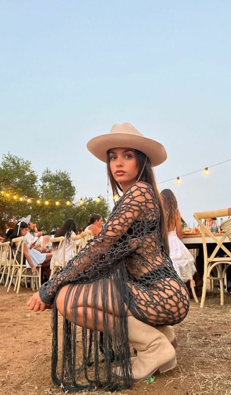 Anabel Hernandez kunst pornografische galerie