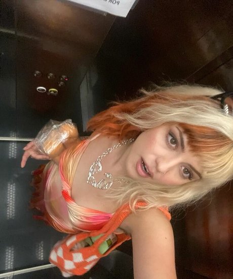 Alba Reche kunst xxx bild