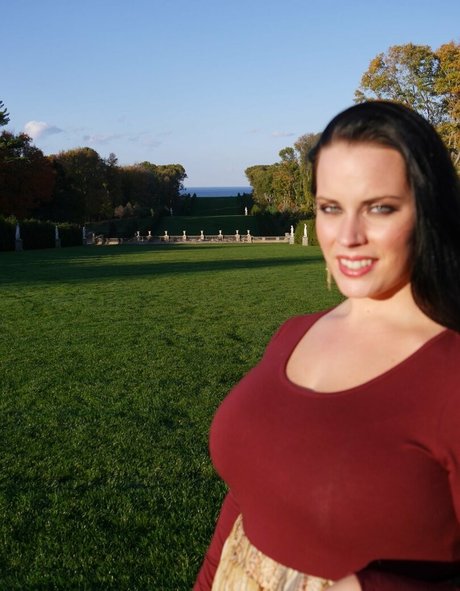 Kinsey Osborn nackt hübsche galerien