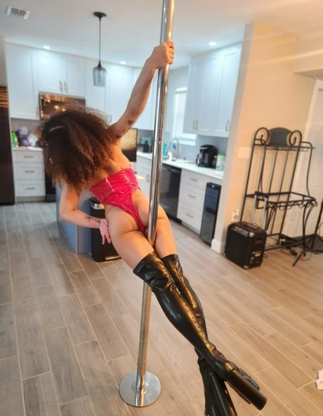 itsmekiraperez freie sexy bild