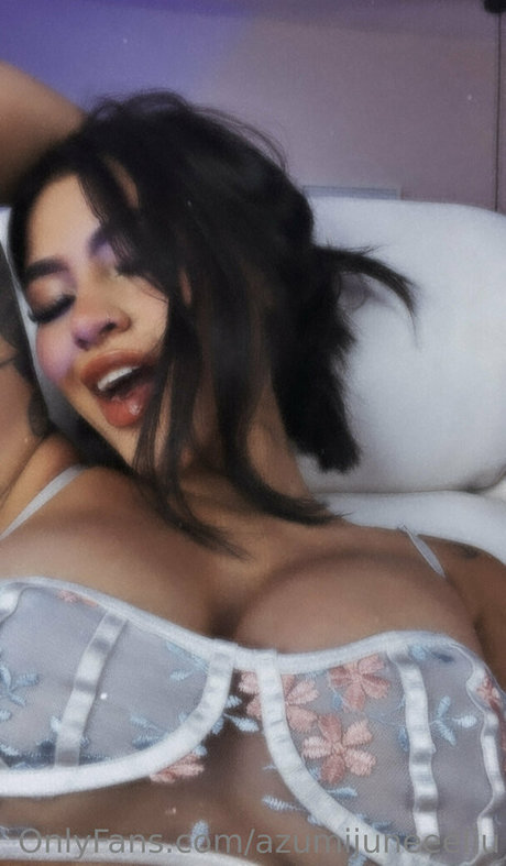 azumijuneeeliu heiße pornostar fotos