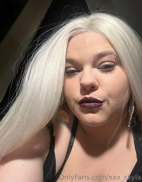 onlyskyyla erotische perfekte fotos