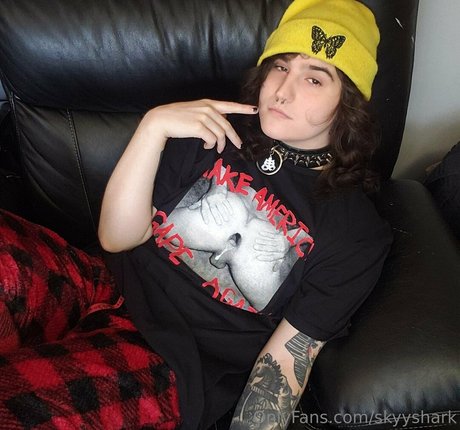 skyyshark model erwachsene galerie