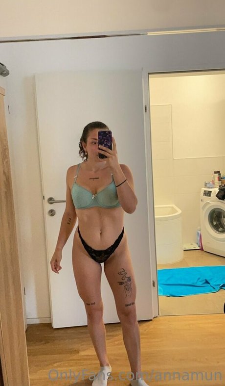 teen tanga onlyfans top schöne foto