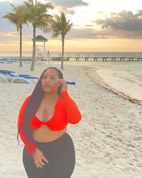 Kathrynn Marie sexy akt bilder